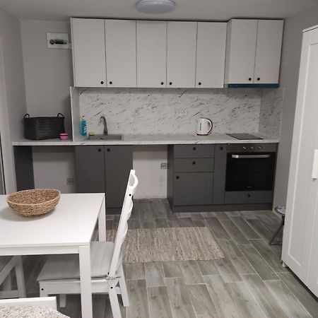 Студио В Центъра На Град Бургас. Exterior photo