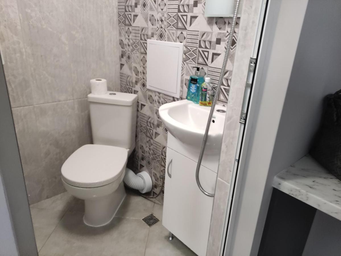 Студио В Центъра На Град Бургас. Exterior photo